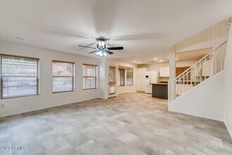 10310 E Le Marche Dr in Scottsdale, AZ - Building Photo - Building Photo