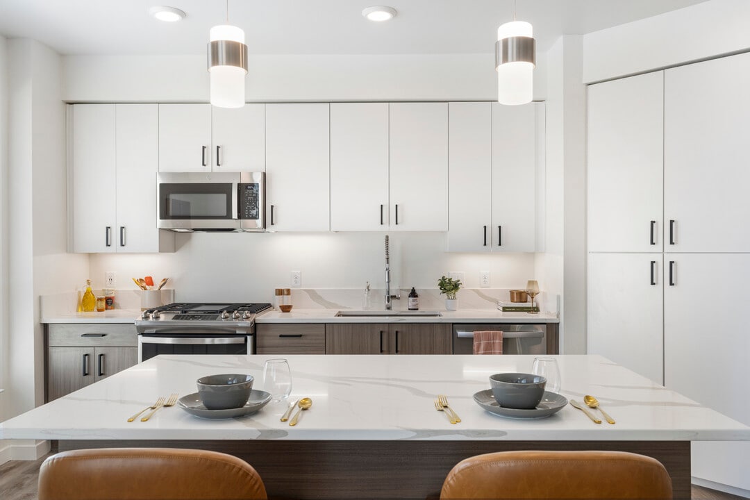 Halcyon Apartments in Reno, NV - Building Photo