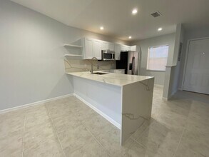 9973 Three Lakes Cir in Boca Raton, FL - Building Photo - Building Photo