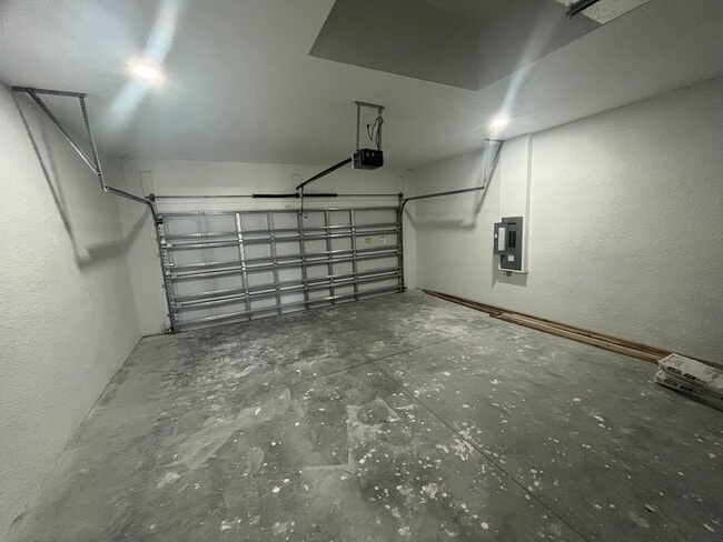 3421 37th St SW in Lehigh Acres, FL - Building Photo - Building Photo