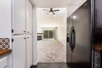 10 Timbre in Rancho Santa Margarita, CA - Building Photo - Building Photo