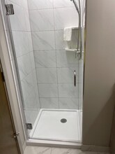 1417 W 9th St in Cleveland, OH - Foto de edificio - Building Photo