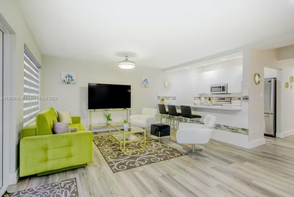 2421 NE 25th Pl-Unit -2423 in Fort Lauderdale, FL - Building Photo