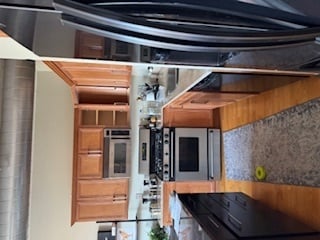 property at 1001 W Madison St