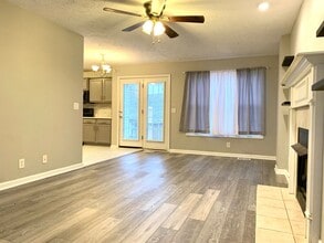 946 Cobbler Dr in Clarksville, TN - Building Photo - Building Photo