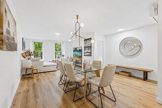 2060 R. Saint-Denis in Montréal, QC - Building Photo - Building Photo