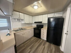 111 48th Ave W in Bradenton, FL - Building Photo - Building Photo