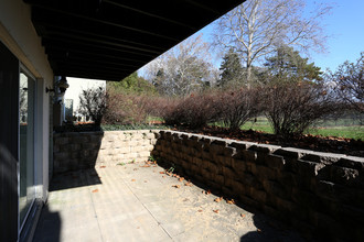 Mayfair Manor in Lancaster, PA - Foto de edificio - Building Photo