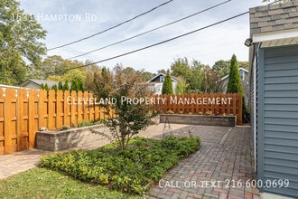 1531 Hampton Rd in Rocky River, OH - Building Photo - Building Photo