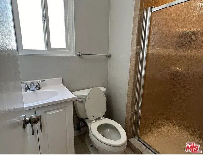 2221 Bataan Rd in Redondo Beach, CA - Building Photo - Building Photo