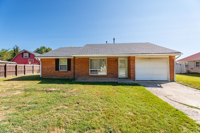 2248 Boarman Dr in Owensboro, KY - Foto de edificio - Building Photo