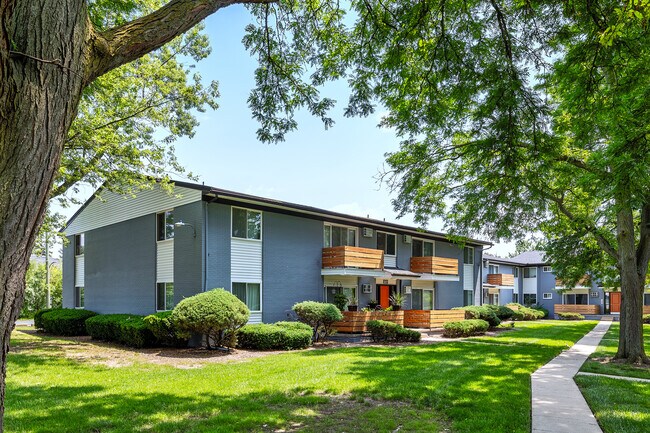 Arbor Haus Apartments - Ann Arbor, MI in Ann Arbor, MI - Building Photo - Building Photo