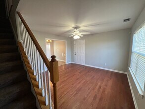 400 Cindi Ct in Smyrna, TN - Building Photo - Building Photo