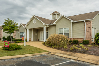 Hampton Park Apartments in Southaven, MS - Building Photo - Building Photo