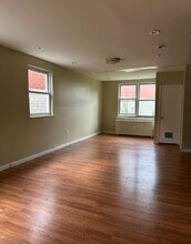 206-07 Hillside Ave. in Queens, NY - Building Photo - Building Photo