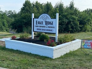 Eagle Ridge Apartments in Erlanger, KY - Foto de edificio - Building Photo