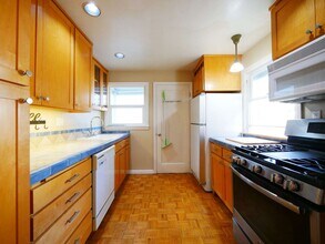 6203 40th Ave NE in Seattle, WA - Building Photo - Building Photo
