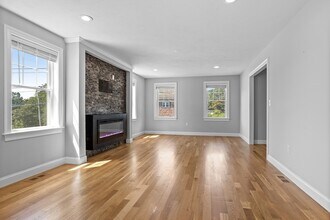 514 Middlesex Turnpike in Billerica, MA - Building Photo - Building Photo