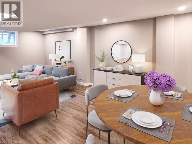 88 San Fernando Dr in Hamilton, ON - Building Photo - Building Photo