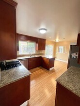 2021 Trousdale Dr in Burlingame, CA - Building Photo - Building Photo