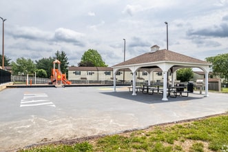 1700 Yorktowne Dr in York, PA - Building Photo - Building Photo