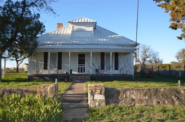 5080 Tin Top Rd in Weatherford, TX - Building Photo - Building Photo