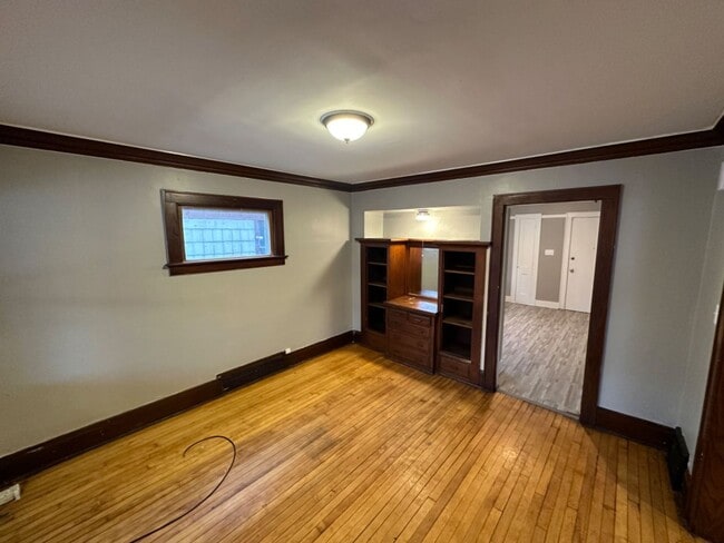 2521 W Hadley St in Milwaukee, WI - Building Photo - Building Photo