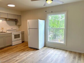 430 Canton Rd in Wintersville, OH - Building Photo - Building Photo