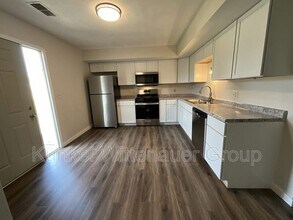 1975 Nathan Ave in Mascoutah, IL - Building Photo - Building Photo