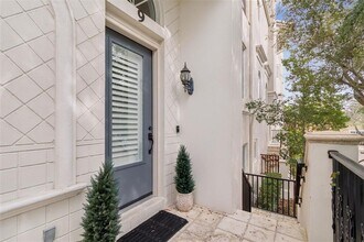 1001 S Rome Ave in Tampa, FL - Building Photo - Building Photo