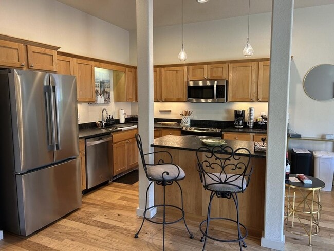 property at 237 Dunthorpe Dr