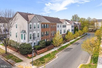 631 Gatestone St in Gaithersburg, MD - Building Photo - Building Photo