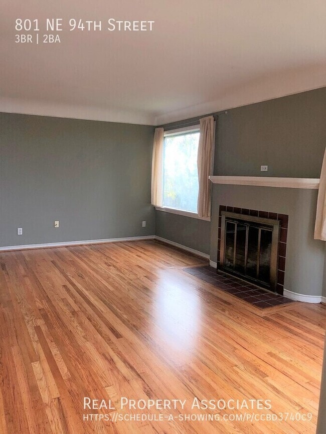 801 NE 94th St in Seattle, WA - Building Photo - Building Photo