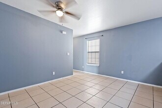 7509 Golden Knight in El Paso, TX - Building Photo - Building Photo