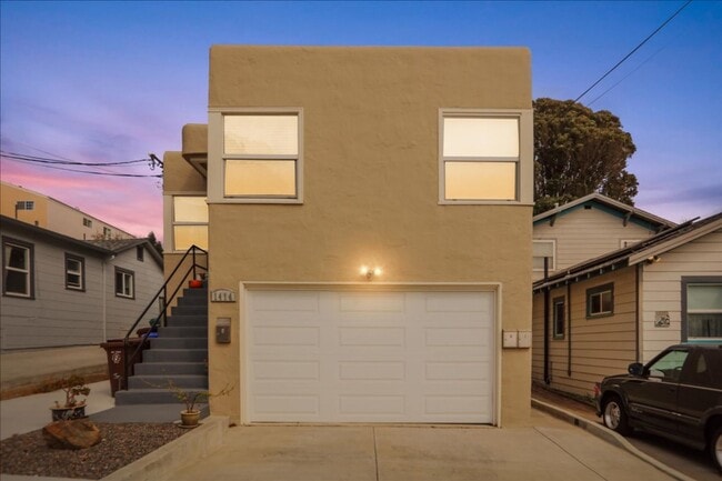 1414 Santa Clara St in Richmond, CA - Foto de edificio - Building Photo