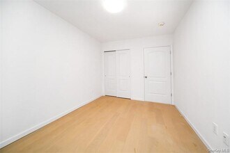 39-55-55 57th St in Queens, NY - Building Photo - Building Photo