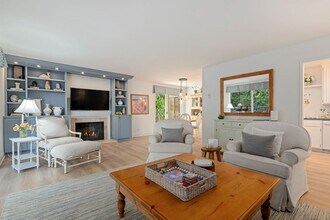 1024 Fairway Rd in Montecito, CA - Building Photo - Building Photo