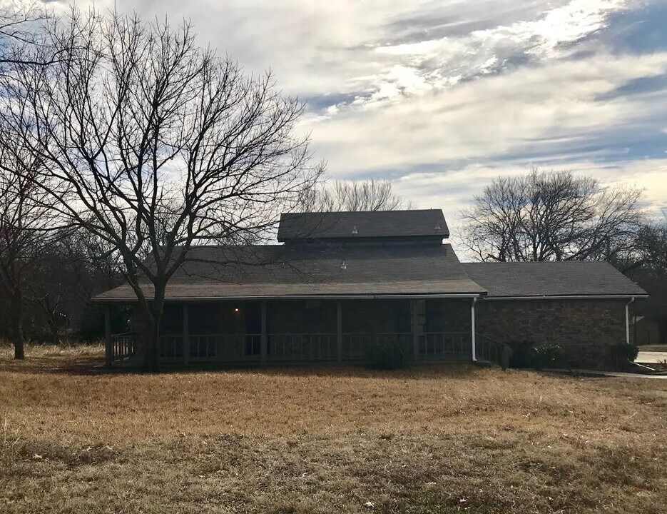 9217 Old Cross Timbers Rd in Flower Mound, TX - Building Photo