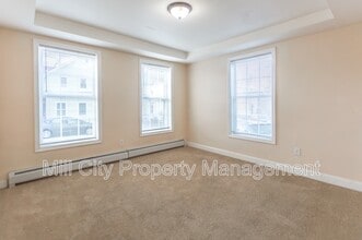 21 Jane St in Manchester, NH - Building Photo - Building Photo