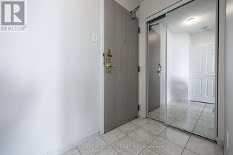 2177 Burnhamthorpe Rd W in Mississauga, ON - Building Photo - Building Photo