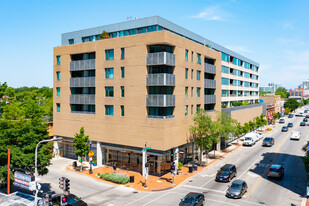 900-910 Chicago Ave in Evanston, IL - Foto de edificio - Primary Photo