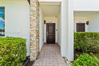 20628 NE 7th Pl in North Miami Beach, FL - Building Photo - Building Photo