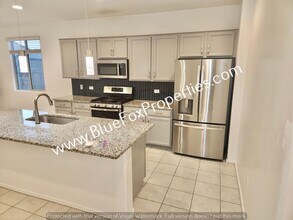 10897 W Sarabella Dr in Marana, AZ - Building Photo - Building Photo