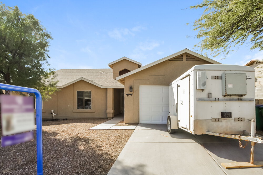 3177 W Avenida Isabel in Tucson, AZ - Building Photo