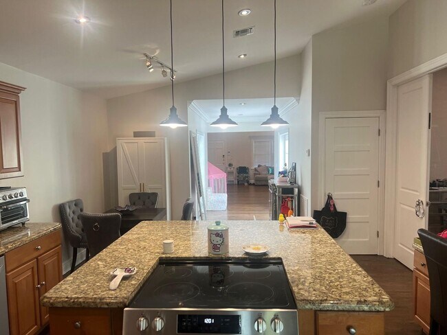 405 NE 12th Ave in Fort Lauderdale, FL - Building Photo - Building Photo