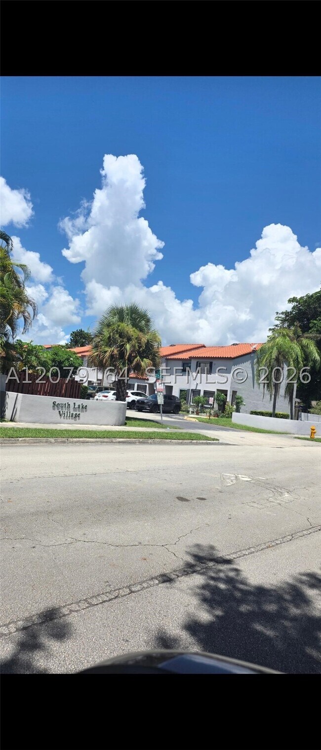 15425 SW 74th Cir Ct