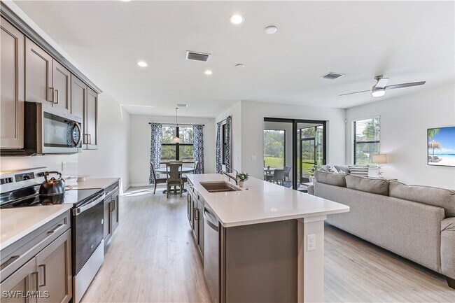 property at 13078 Pembroke Dr