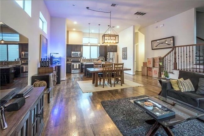 5729 Larkin St in Houston, TX - Building Photo - Building Photo