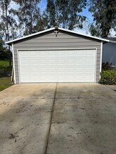 15310 Mark Rd in Madera, CA - Building Photo - Building Photo