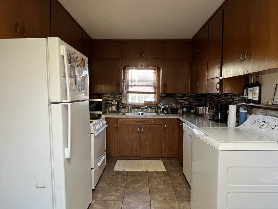 611 S McFarland St in Stillwater, OK - Building Photo